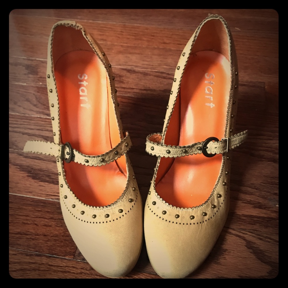 European Mary Jane heels